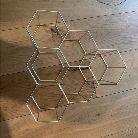 Gold Wine Wire Storage Rack - Picture 2 of 2